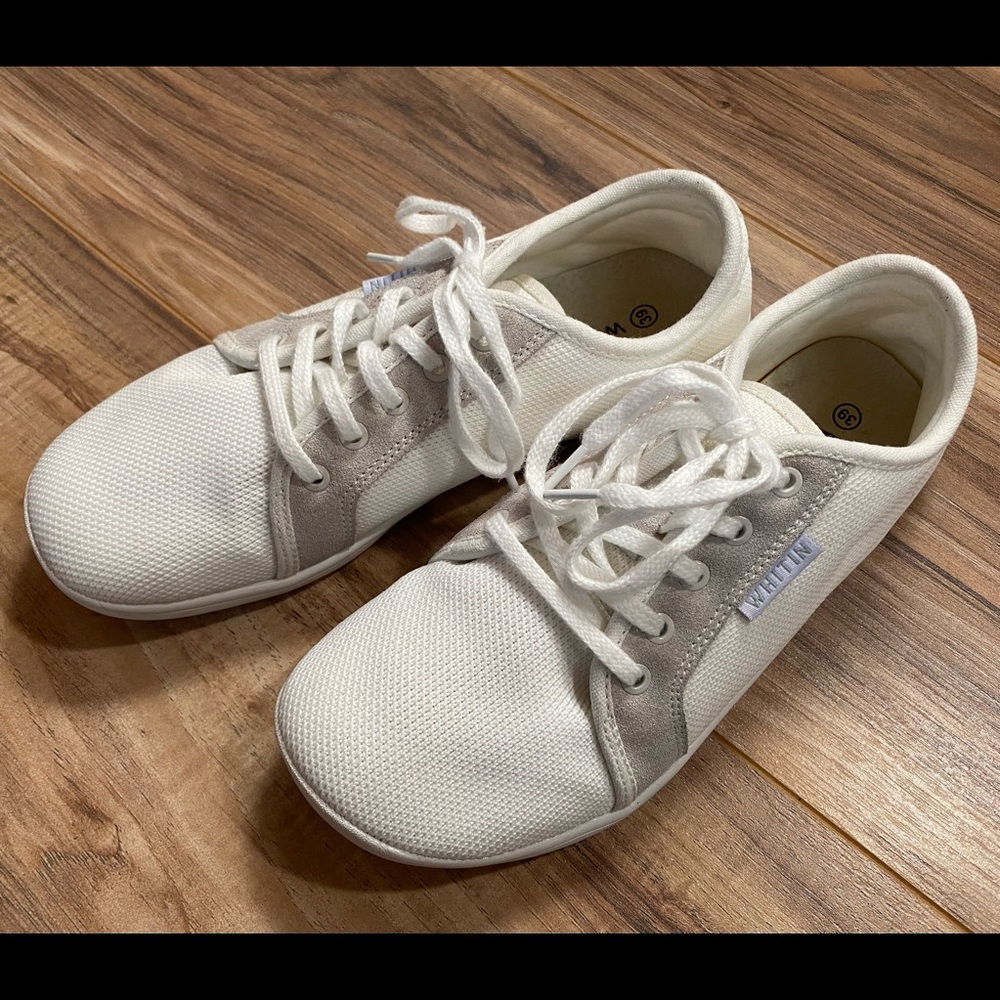 Whitin Sneakers